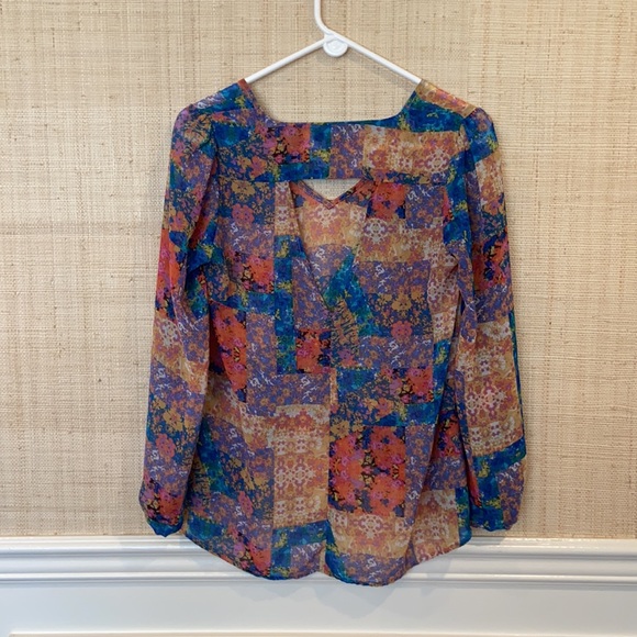 Aqua blouse, Size XS, open back - Picture 2 of 3